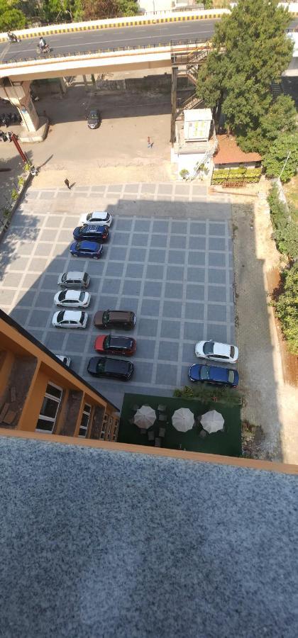 Apricot Hotel , Ahmedabad Exterior photo